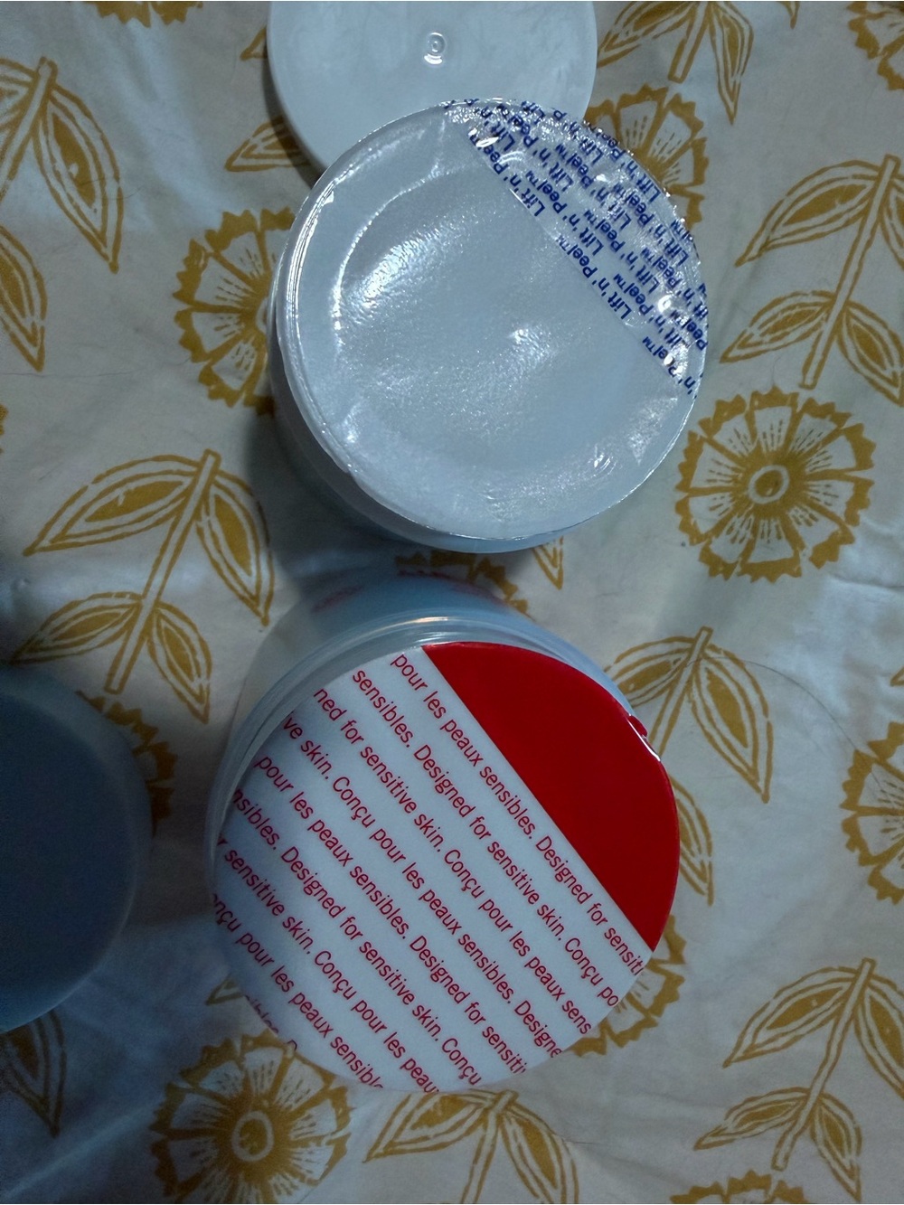 First Aid Beauty Bundle - Picture 2 of 4